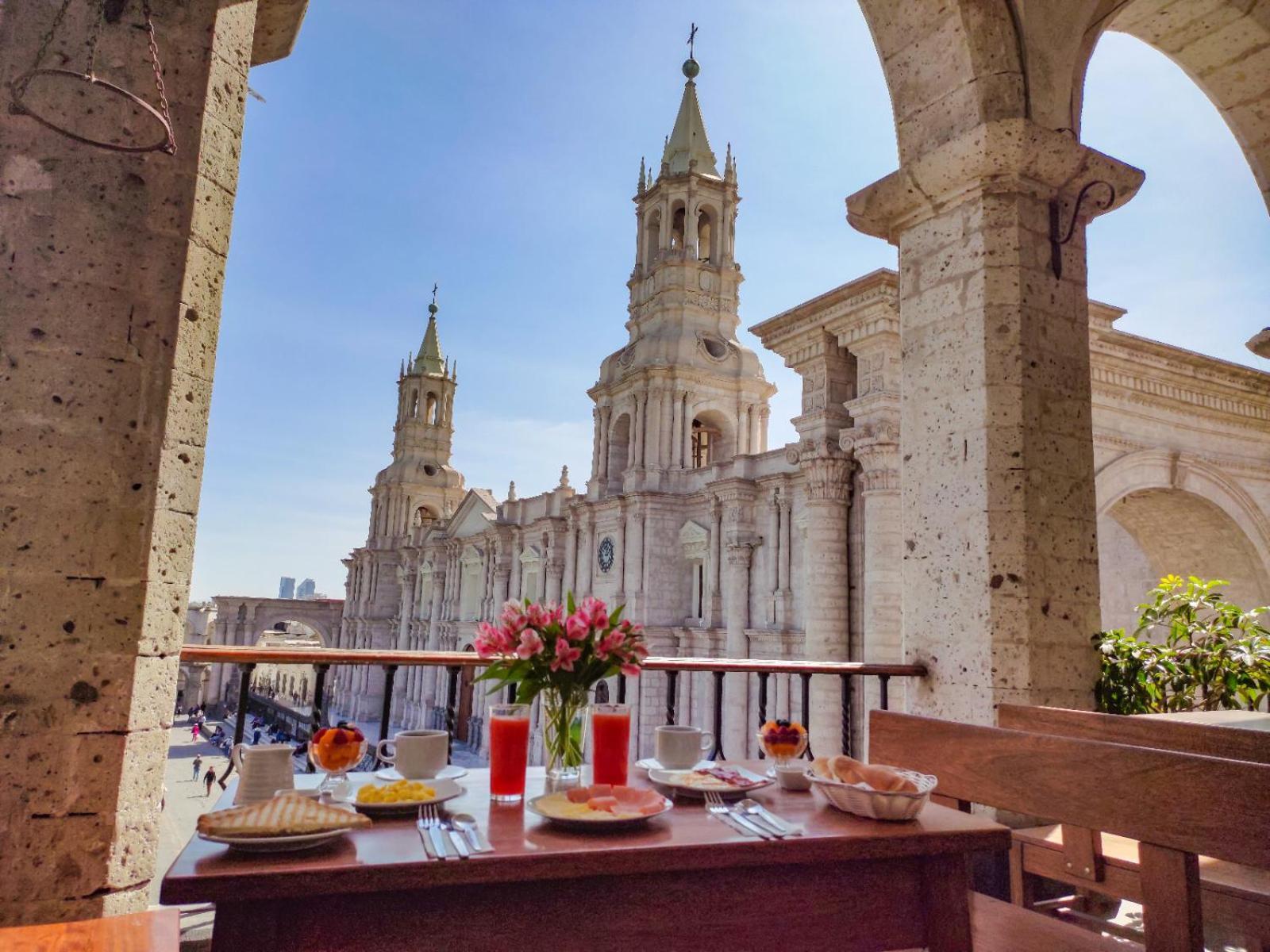 Arequipa Suite Plaza Hotel Екстериор снимка